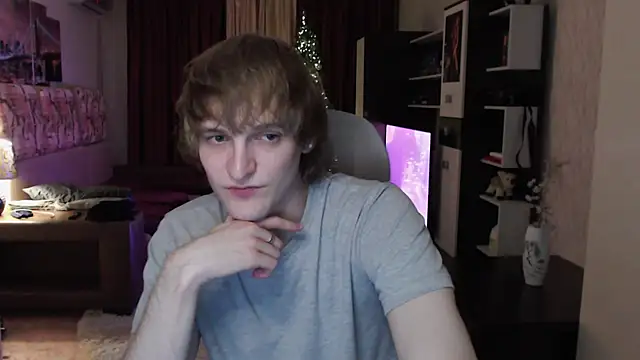 Playersuperstar online show from January 5, 2026, 5:27 pm