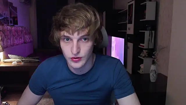 Playersuperstar online show from March 25, 2026, 8:08 pm