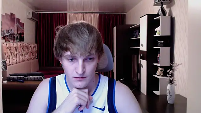 Playersuperstar online show from October 4, 2025, 7:04 pm