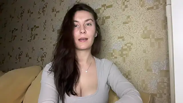 KatalinaQE online show from February 25, 2026, 7:36 pm