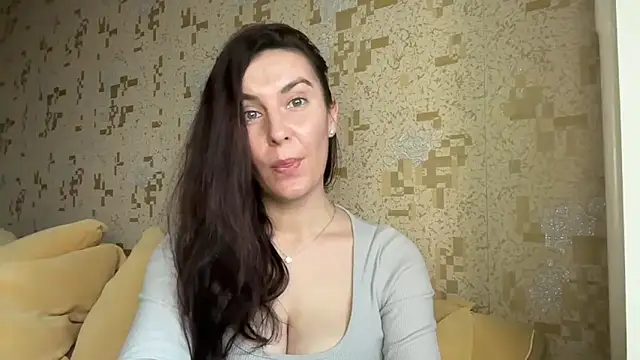 KatalinaQE online show from February 9, 2026, 5:27 am