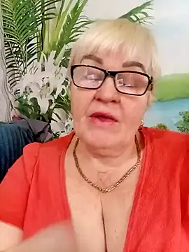 VioletSweet5566 online show from February 12, 2026, 10:26 am