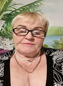 VioletSweet5566 online show from September 24, 2025, 6:03 pm