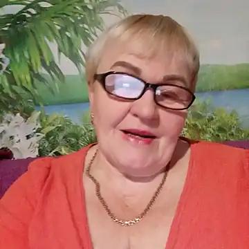 VioletSweet5566 online show from October 22, 2025, 5:34 pm