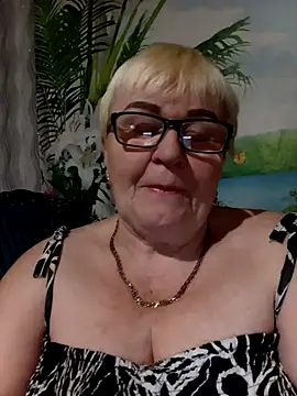 VioletSweet5566 online show from December 21, 2025, 11:34 am