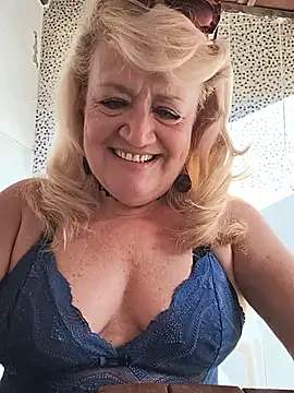 Belladama61 online show from July 5, 2026, 10:33 am