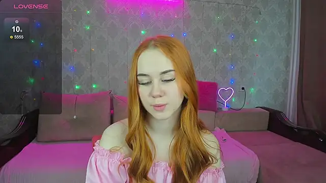 Molly Kitty online show from October 11, 2025, 3:07 am