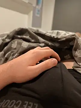 ASL70 online show from October 2, 2025, 11:30 pm