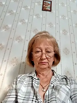 Snapshot of AlikaSwan5821 chatting on October 4, 2025, 1:34 pm AlikaSwan5821 online show from October 4, 2025, 1:34 pm