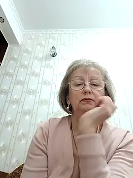 Snapshot of AlikaSwan5821 chatting on October 19, 2025, 2:09 pm AlikaSwan5821 online show from October 19, 2025, 2:09 pm