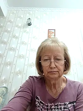 Snapshot of AlikaSwan5821 chatting on October 8, 2025, 1:23 pm AlikaSwan5821 online show from October 8, 2025, 1:23 pm