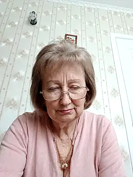 AlikaSwan5821 online show from March 1, 2026, 11:43 am