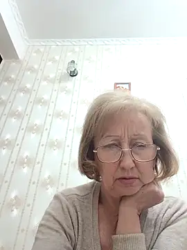 Snapshot of AlikaSwan5821 chatting on September 27, 2025, 6:36 pm AlikaSwan5821 online show from September 27, 2025, 6:36 pm