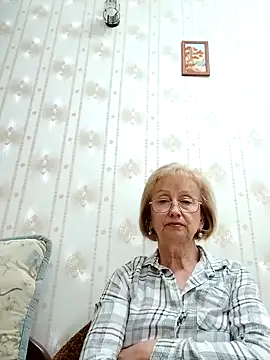 Snapshot of AlikaSwan5821 chatting on October 1, 2025, 7:07 pm AlikaSwan5821 online show from October 1, 2025, 7:07 pm