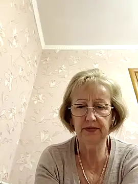 Snapshot of AlikaSwan5821 chatting on September 26, 2025, 12:01 pm AlikaSwan5821 online show from September 26, 2025, 12:01 pm