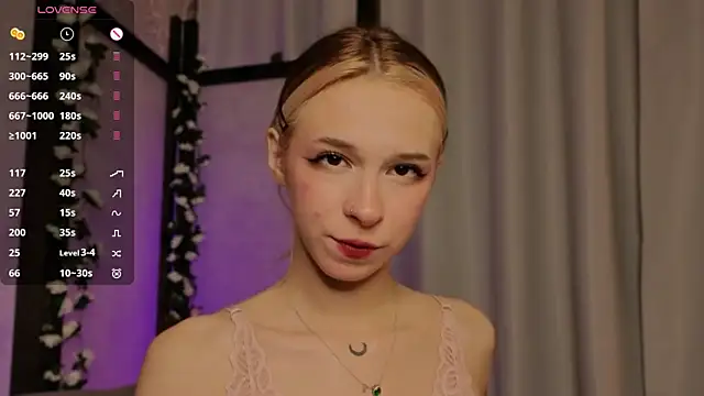 Snapshot of MiSeki chatting on October 25, 2025, 11:27 pm MiSeki online show from October 25, 2025, 11:27 pm