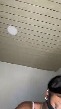  foreigntitts online show from November 17, 2025, 4:00 pm