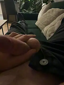 cumshot foryou online show from July 16, 2026, 10:29 pm