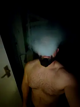 Snapshot of BeastyTime chatting on October 25, 2025, 1:27 am BeastyTime online show from October 25, 2025, 1:27 am