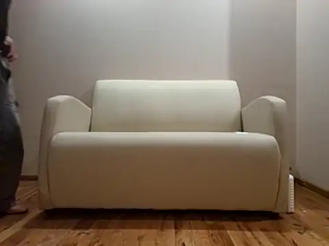 Molly Erik online show from March 9, 2026, 8:07 am