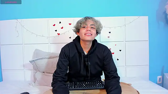 NathanBell online show from October 9, 2025, 12:00 am