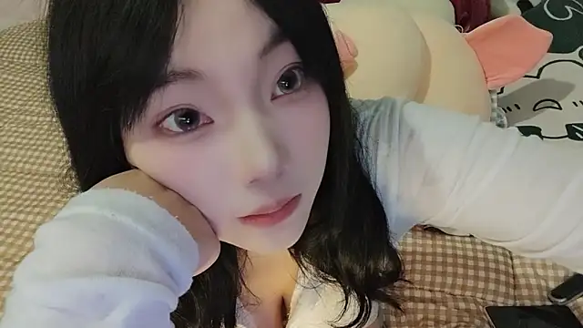 Snapshot of 9TVVALK chatting on October 4, 2025, 11:45 am 9TVVALK online show from October 4, 2025, 11:45 am