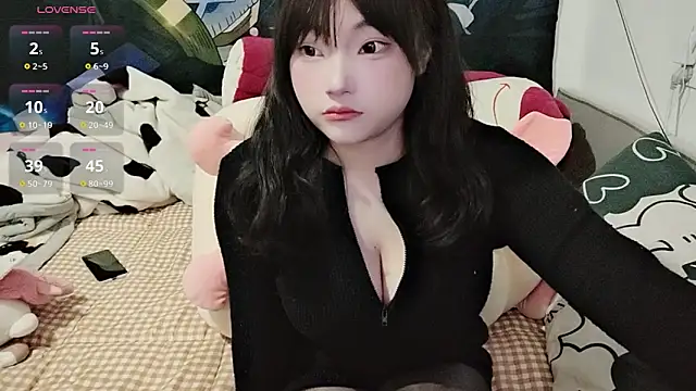 Snapshot of 9TVVALK chatting on October 30, 2025, 6:49 pm 9TVVALK online show from October 30, 2025, 6:49 pm