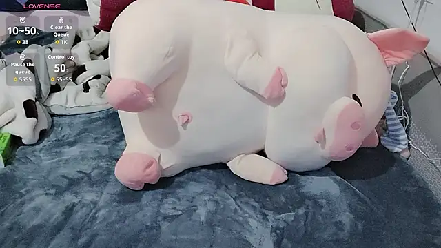 Snapshot of 9TVVALK chatting on November 1, 2025, 6:57 pm 9TVVALK online show from November 1, 2025, 6:57 pm