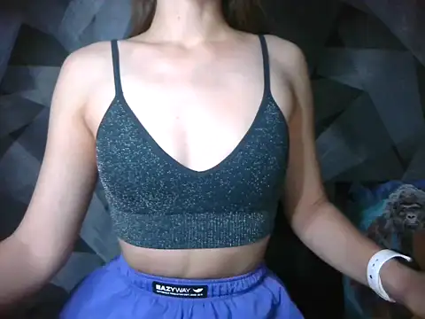 BritneyXKittensx online show from October 16, 2025, 1:52 pm