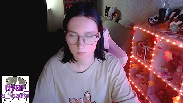 Snapshot of s_cara chatting on October 23, 2025, 12:26 pm s cara online show from October 23, 2025, 12:26 pm