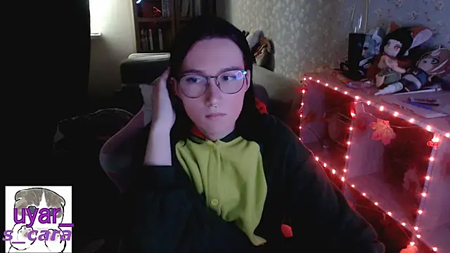 Snapshot of s_cara chatting on October 5, 2025, 6:48 am s cara online show from October 5, 2025, 6:48 am