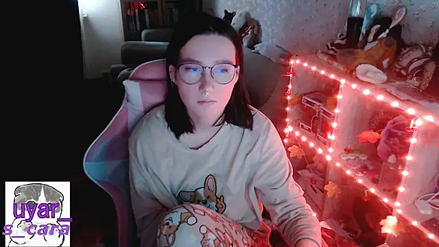 Snapshot of s_cara chatting on November 2, 2025, 9:03 am s cara online show from November 2, 2025, 9:03 am