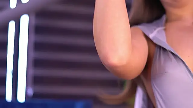 Snapshot of MillaSerene chatting on October 12, 2025, 6:26 am MillaSerene online show from October 12, 2025, 6:26 am