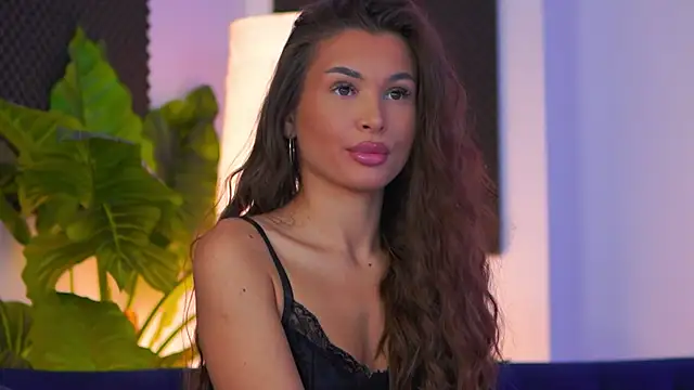 Snapshot of KyssaraPlay chatting on October 6, 2025, 6:30 pm KyssaraPlay online show from October 6, 2025, 6:30 pm