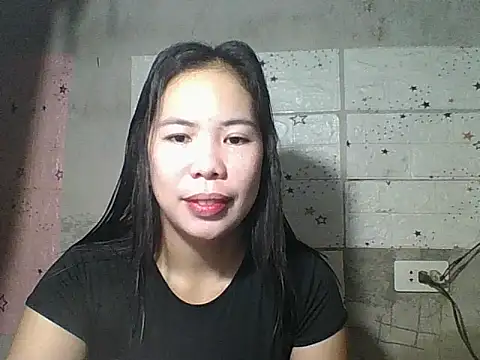 pinaysinglemommm online show from September 11, 2025, 9:15 pm