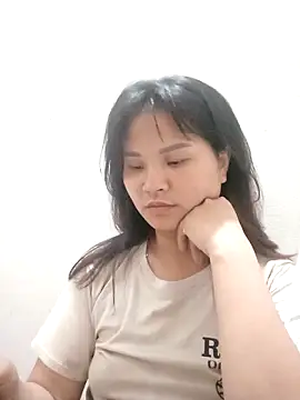 Snapshot of Heulwen-22 chatting on September 27, 2025, 3:07 pm Heulwen-22 online show from September 27, 2025, 3:07 pm