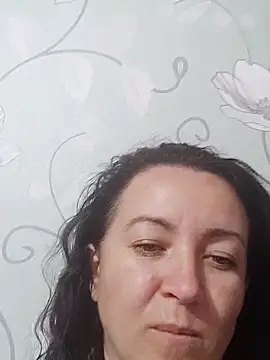 Velvet3451 online show from September 23, 2025, 4:47 pm