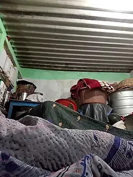 MISS LOVE 001 online show from January 12, 2026, 5:53 pm