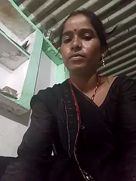 MISS LOVE 001 online show from September 19, 2025, 6:23 pm