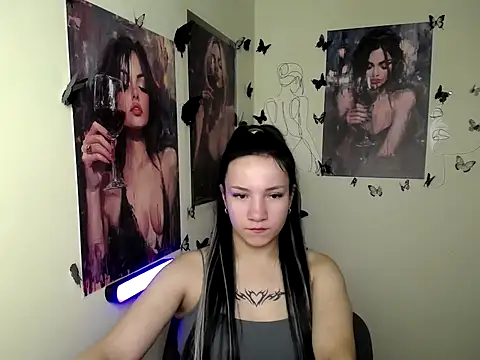 Snapshot of Em7MaA chatting on October 2, 2025, 12:08 pm Em7MaA online show from October 2, 2025, 12:08 pm