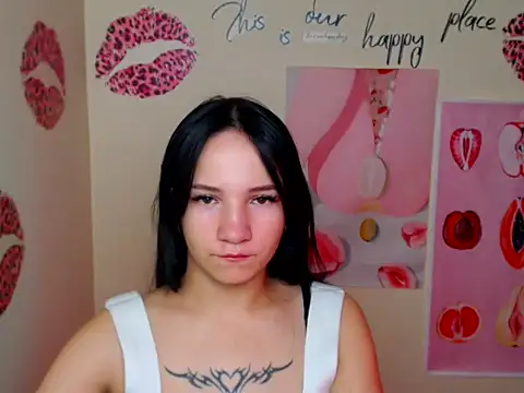 Snapshot of Em7MaA chatting on September 22, 2025, 6:36 pm Em7MaA online show from September 22, 2025, 6:36 pm