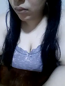 Madam-bezoul- online show from October 18, 2025, 7:27 pm