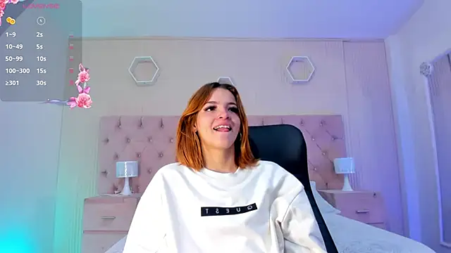 Snapshot of MadisonSky_ chatting on October 4, 2025, 12:39 pm MadisonSky  online show from October 4, 2025, 12:39 pm