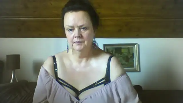 TiffanyMature online show from September 16, 2025, 8:26 am