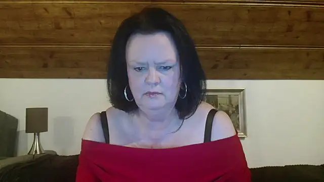 TiffanyMature online show from September 25, 2025, 8:26 pm