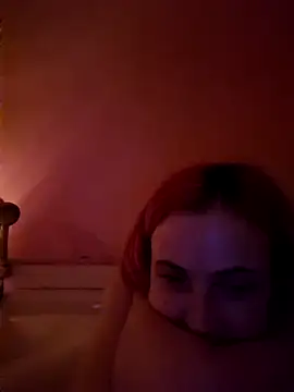 Scottishzara online show from November 18, 2025, 9:51 pm