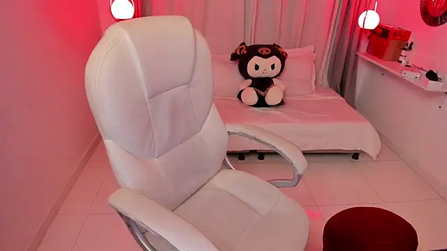 Snapshot of kurito_ chatting on October 28, 2025, 2:12 am kurito online show from October 28, 2025, 2:12 am