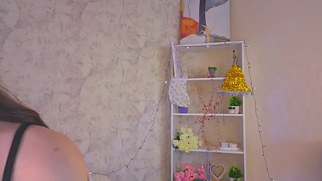 GiseleLamos online show from December 19, 2025, 3:32 am