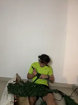 AlexanderHall online show from November 21, 2025, 12:31 am