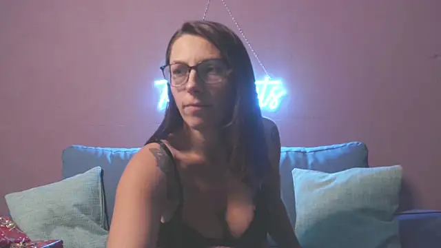 Tasty pants online show from December 17, 2025, 7:08 pm